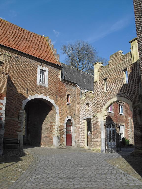 Kasteel Nieuwenhoven Apartment Sint-Truiden Bagian luar foto